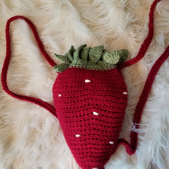 crochet strawberry bag